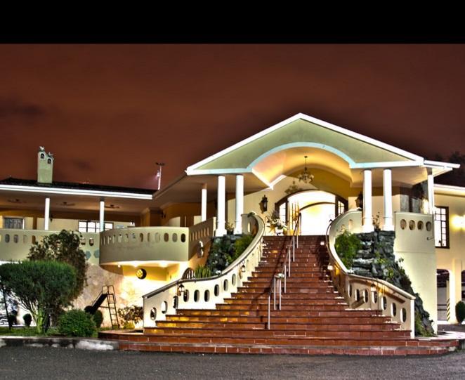 Hotel El Quijote Κουένκα Εξωτερικό φωτογραφία